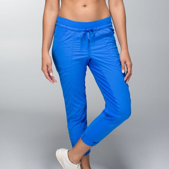 lululemon athletica Pants - Lululemon Street To Studio Crop Pant Size 6 Pipe Dream Blue Unlined